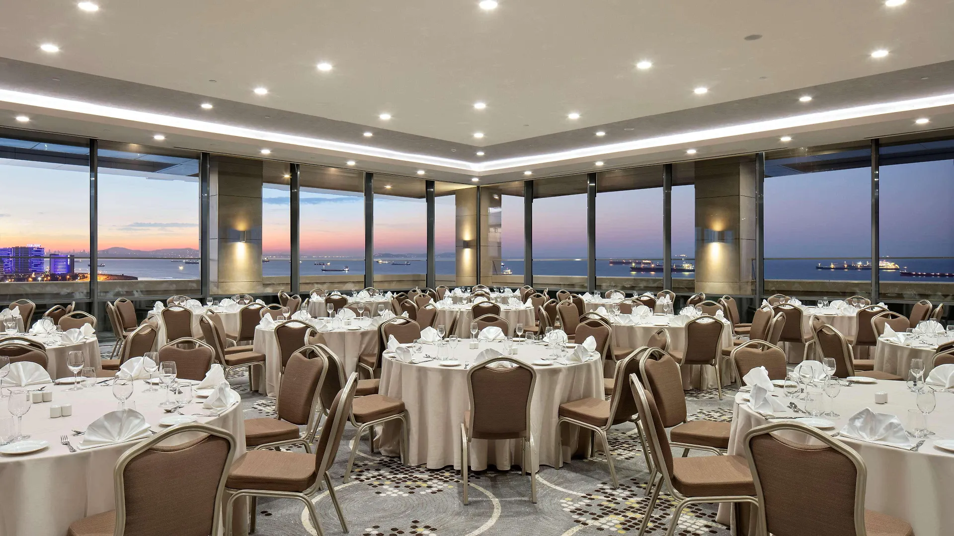 Hilton Istanbul Bakirkoy Otel