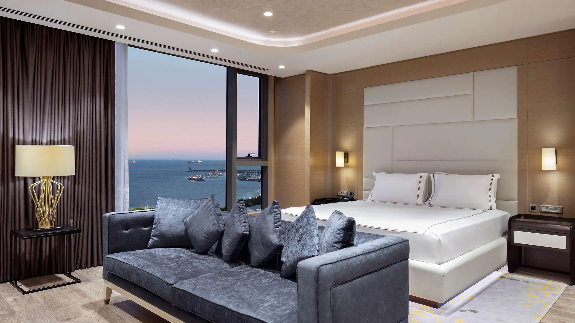 Hilton Istanbul Bakirkoy Hotel 5*,  Tyrkiet