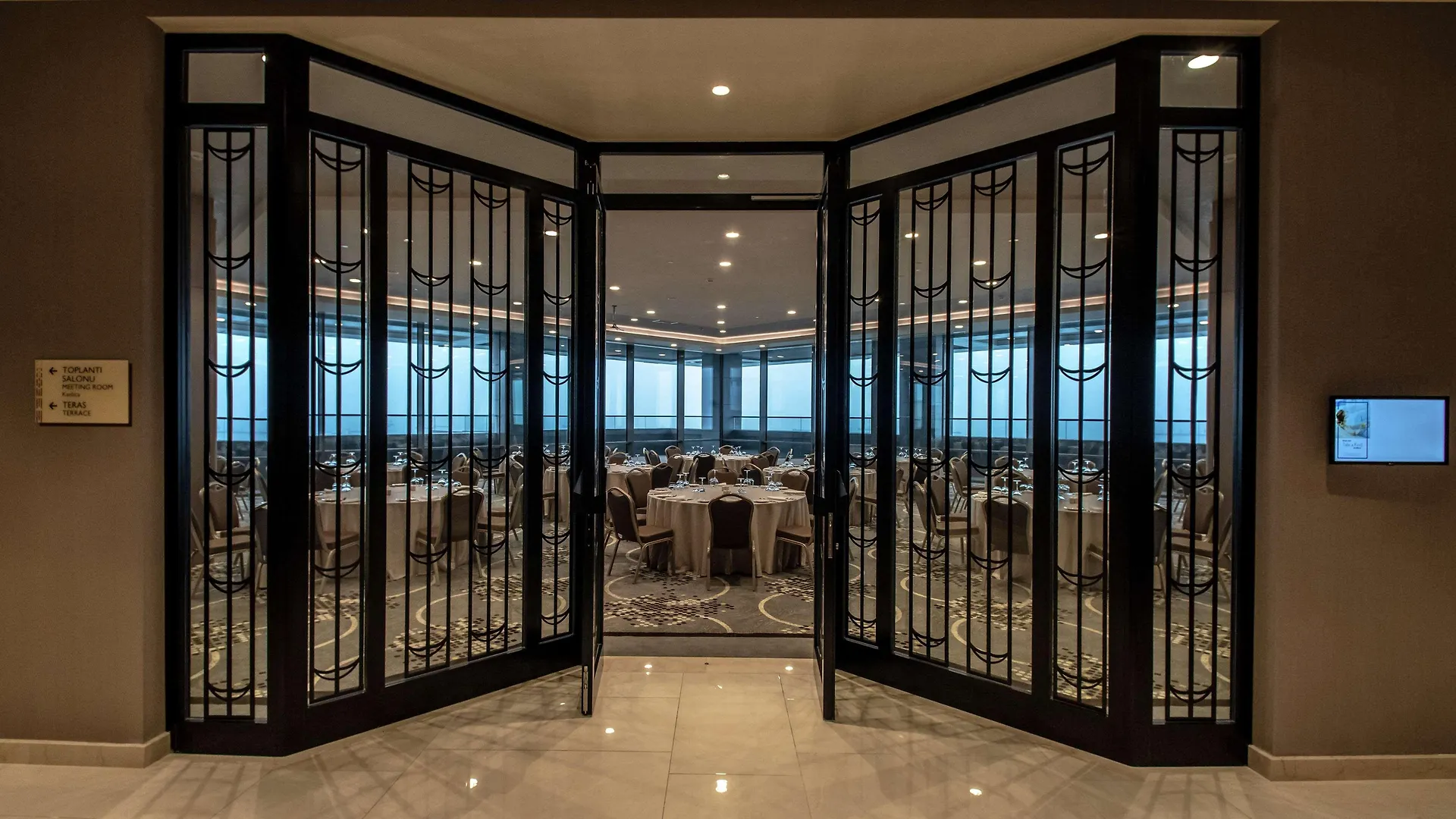 Hilton Istanbul Bakirkoy Hotel